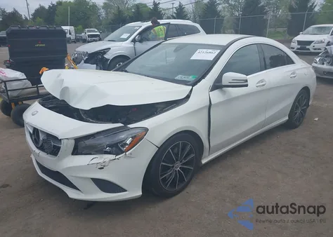 2015 Mercedes-Benz Cla 250 4Matic z USA, uszkodzony, nr VIN WDDSJ4GB0FN194180